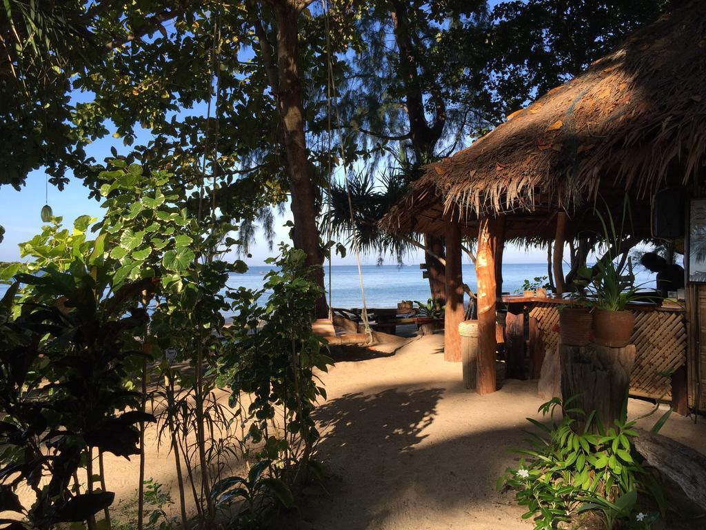 Cocobar&Bungalow'Kohjum Hotel Koh Jum Eksteriør billede