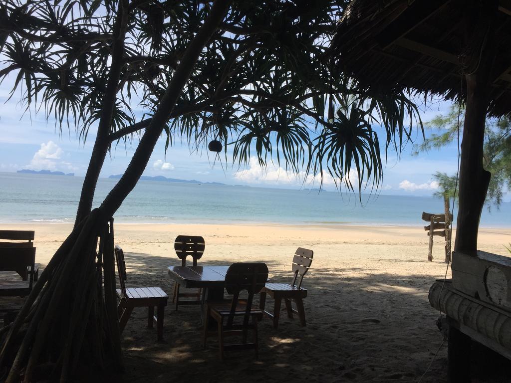 Cocobar&Bungalow'Kohjum Hotel Koh Jum Eksteriør billede