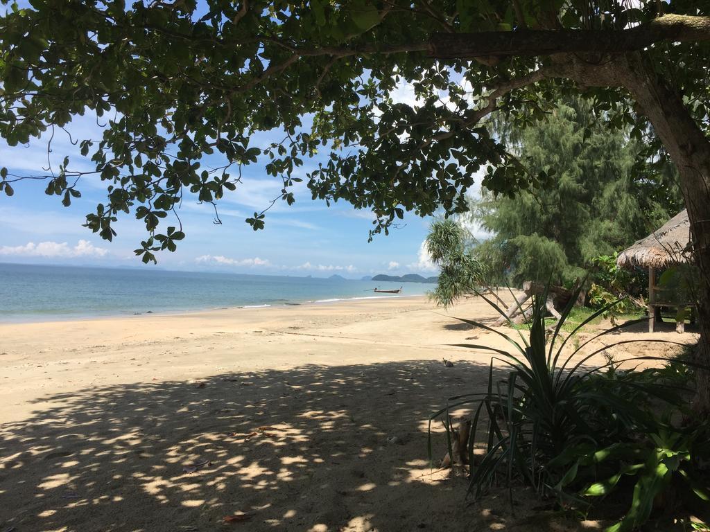 Cocobar&Bungalow'Kohjum Hotel Koh Jum Eksteriør billede