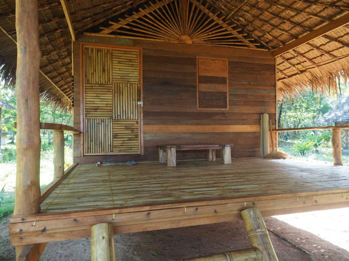 Cocobar&Bungalow'Kohjum Hotel Koh Jum Eksteriør billede